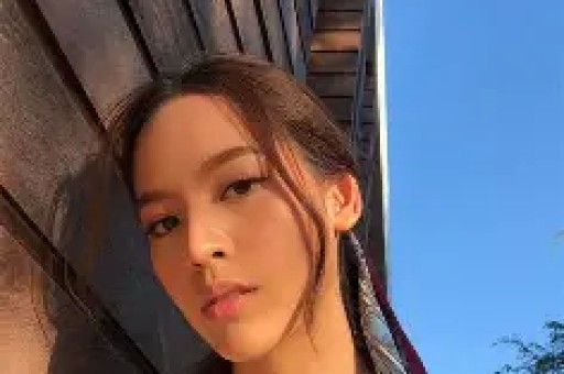 万万没想到因为忘记拉窗帘就让这些明星口碑受到影响！